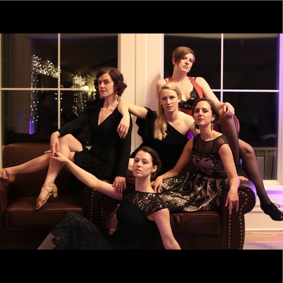 Meet your Posher, Riley - Picture 2 of 3